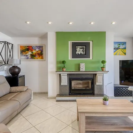 Llobregat 41b By Interhome