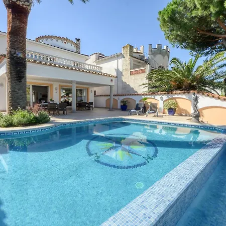 Holiday Llobregat 41b * Empuriabrava